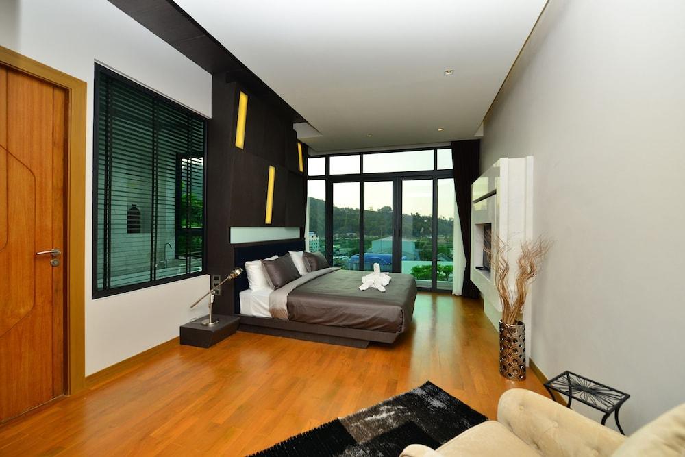 Bukit Pool Villas Patong Exterior photo